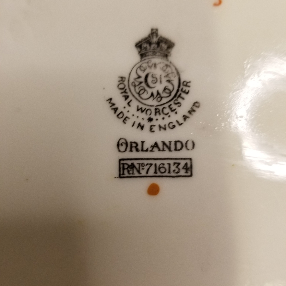 2 Vintage Royal Worcester Made in England Orlando Pattern Serving Bowls - Picture 10 of 12